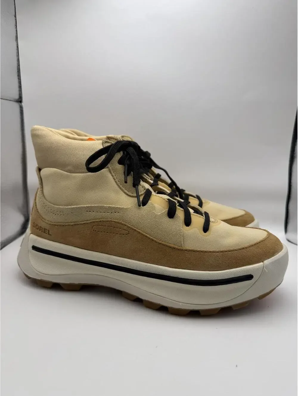 Sorel Beige Brown High-Top Sneakers Size 7 with Black Laces ONA 503 Mid Sneaker - Picture 2 of 11